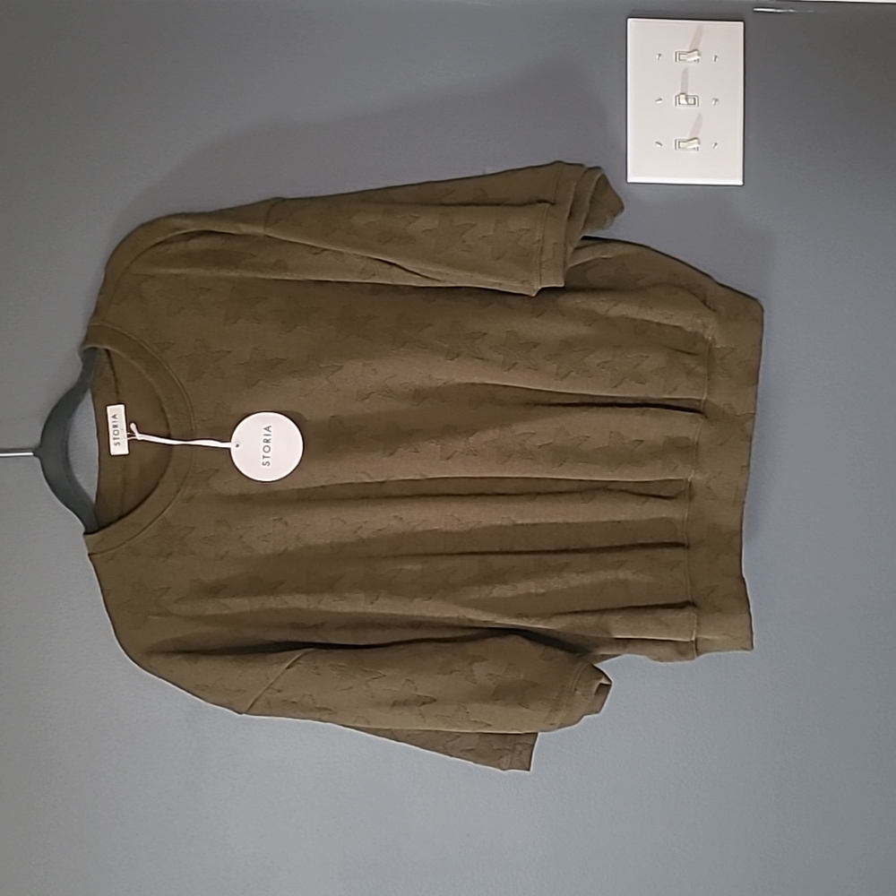 New!! Vici Short Sleeve Sweater